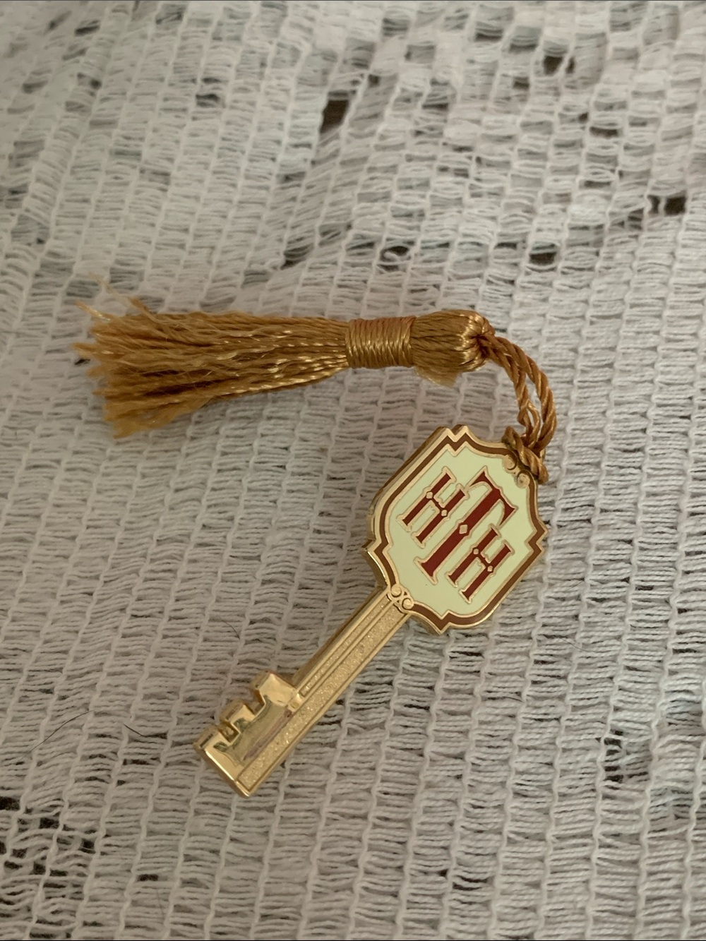 Disney HTH Hollywood Tower Hotel Key Pin Twilight Zone Tower of Terror WDW DLR